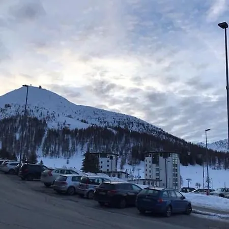 Trilocale A - 5 Minuti Dalle Piste شقة *